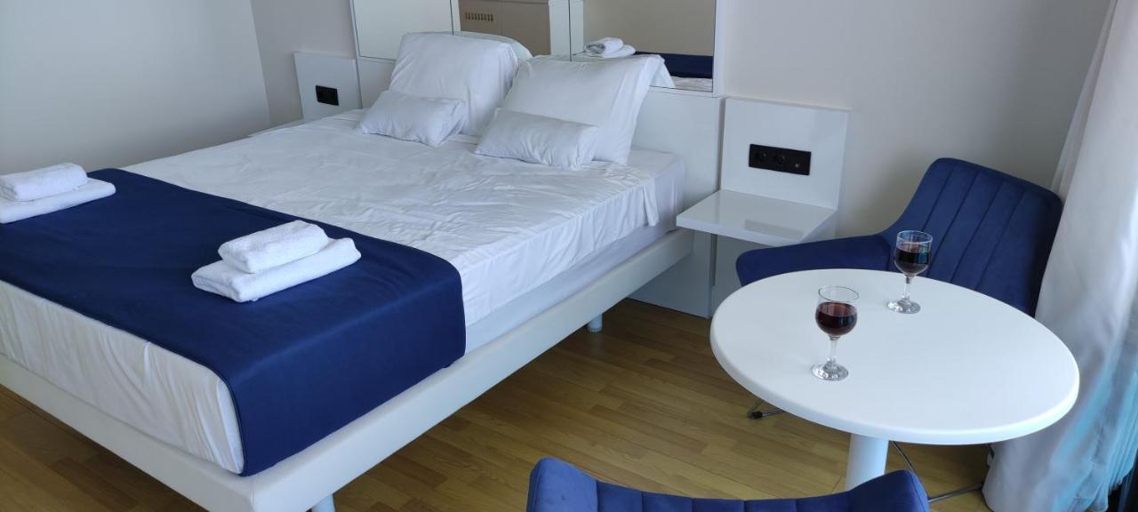 Only Front Sea View, No Side View, Wonderful Panorama, High Floor, Location Guarantee Aparthotel Batumi Luaran gambar