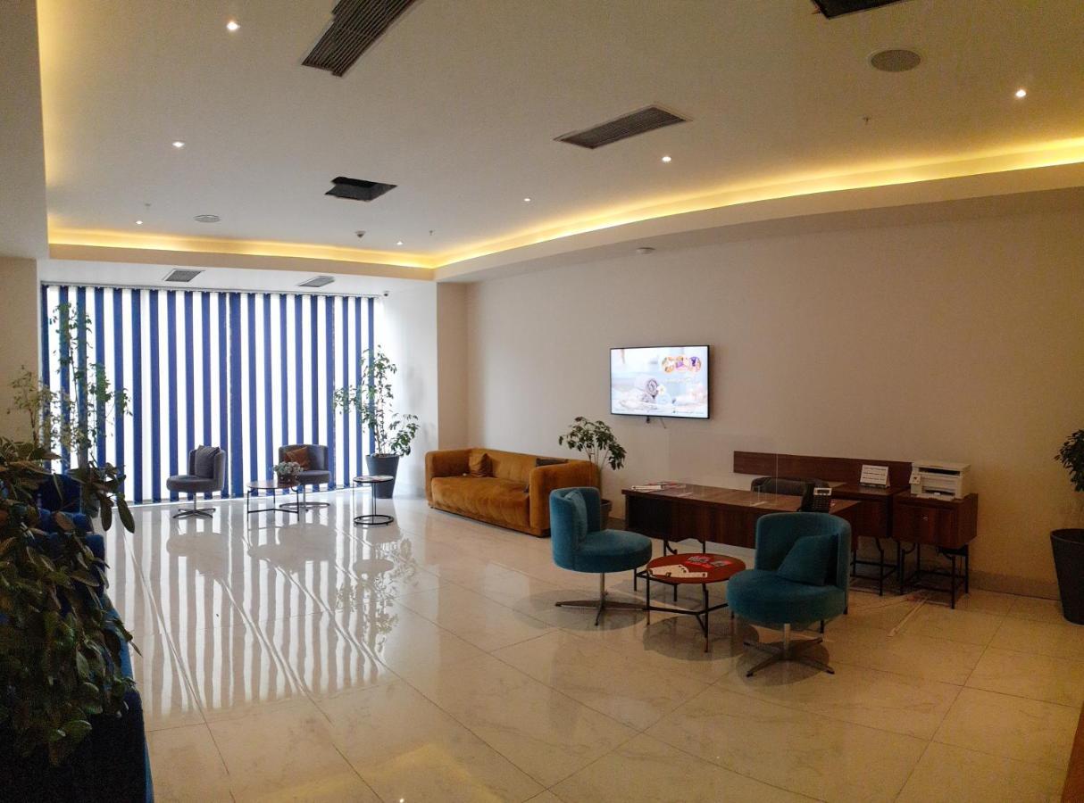 Only Front Sea View, No Side View, Wonderful Panorama, High Floor, Location Guarantee Aparthotel Batumi Luaran gambar
