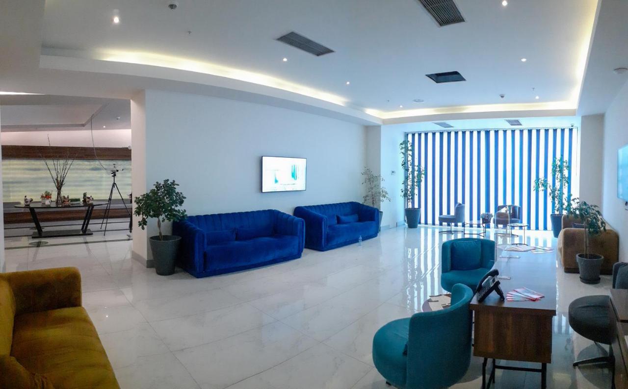 Only Front Sea View, No Side View, Wonderful Panorama, High Floor, Location Guarantee Aparthotel Batumi Luaran gambar